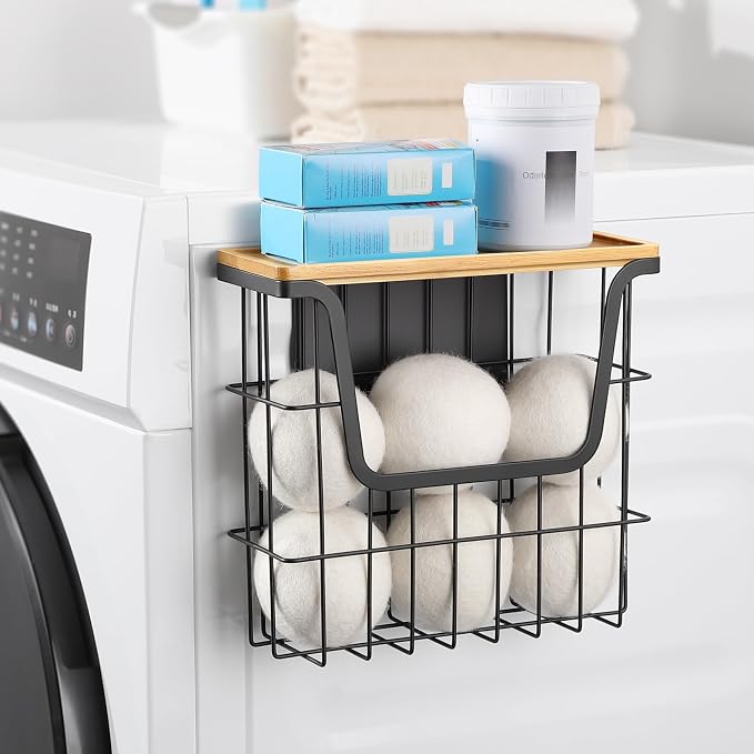 Magnetic Dryer Ball Holder by CACHOLIV