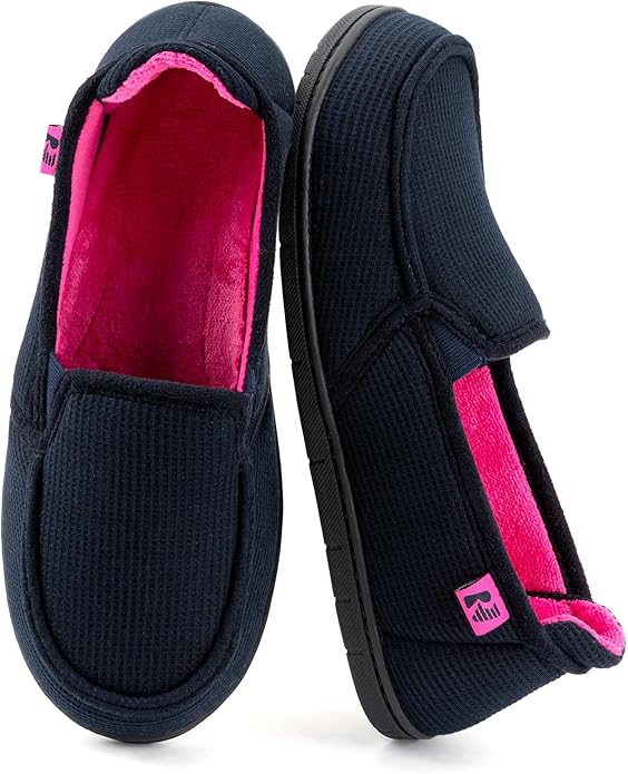 RockDove Women's Two-Tone Hoodback Slipper by RockDove