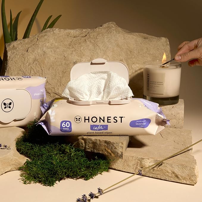 The Honest Company Calm and Cleanse Naturally Scented Wipes Cleansing - Image 4