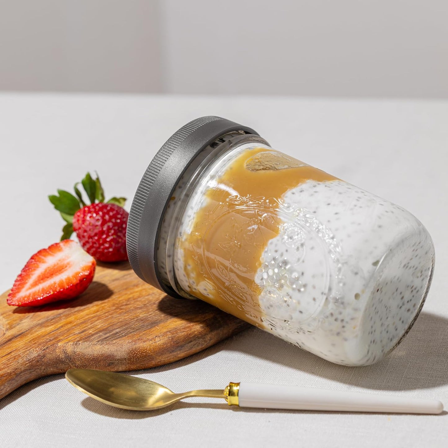 Wide Mouth Mason Jars 16 oz [2-Pack] with Airtight Lids – Glass Jars for Overnight Oats, Yogurt Parfait & Chia Pudding | BPA-Free Leak-Proof Lids