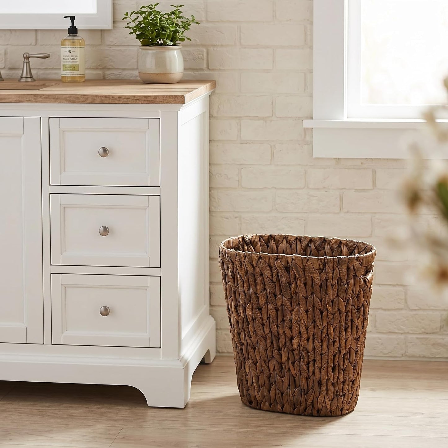 PINXIURY Bathroom Wicker Trash Can Handwoven Wicker Waste Basket with Built-in Handles Water Hyacinth Garbage Can for Bedroom Office Kitchen 100% Handmade 13" L x 7.5" W x 12.2" H, 3.2 Gallon Brown