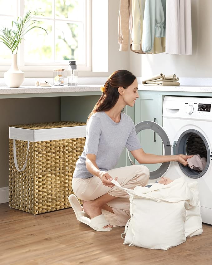 SONGMICS Laundry Hamper with Lid, 110L Clothes Hamper with 2 Removable Liner - Image 2