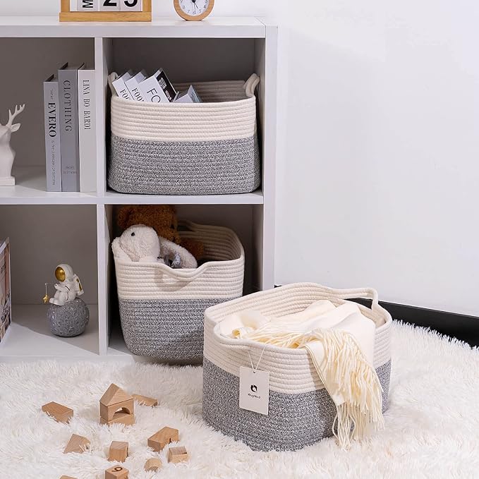 Medium and Large Woven Basket//With Handle, Used - Image 8