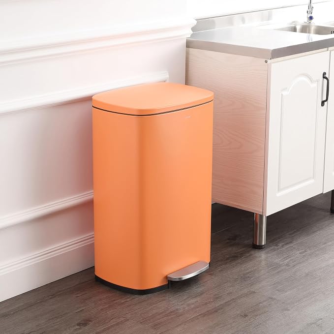happimess HPM1006K Connor Rectangular 13.2-Gallon Trash Can - Image 2