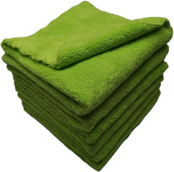 Plush Edgeless Microfiber Towel by SOFTBATFY