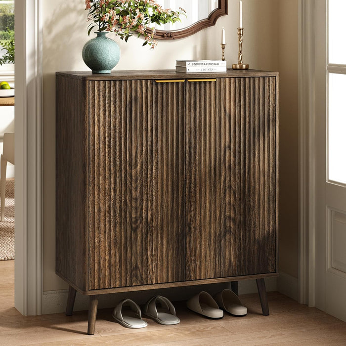 5-Tier Shoe Storage Cabinet with Adjustable Shelves, Walnut丨Fluted Shoe Cabinet with Doors, Wooden Freestanding Shoe Organizer Shoe Cabinet for Entryway, Hallway, Living Room