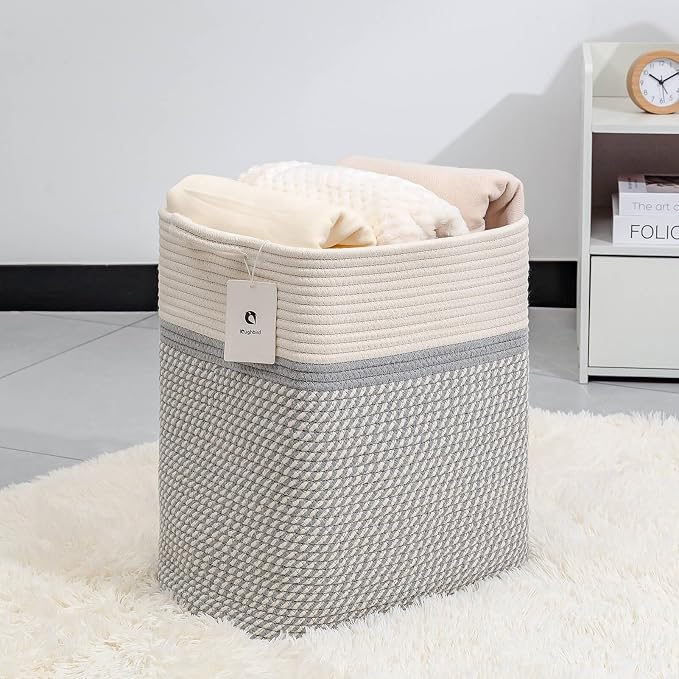 Medium and Large Woven Basket//With Handle, Used - Image 2