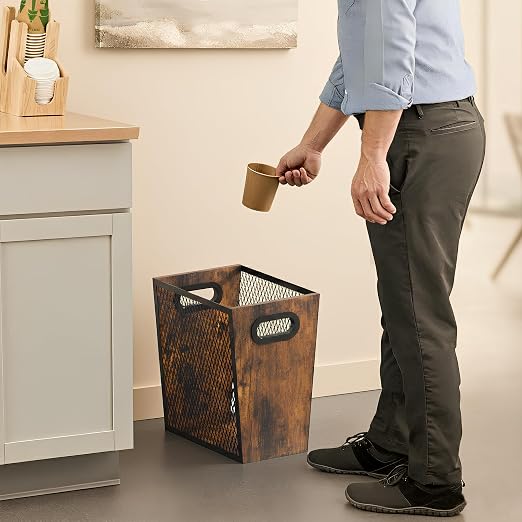 Piskyet Rustic Office Trash Can - Image 4
