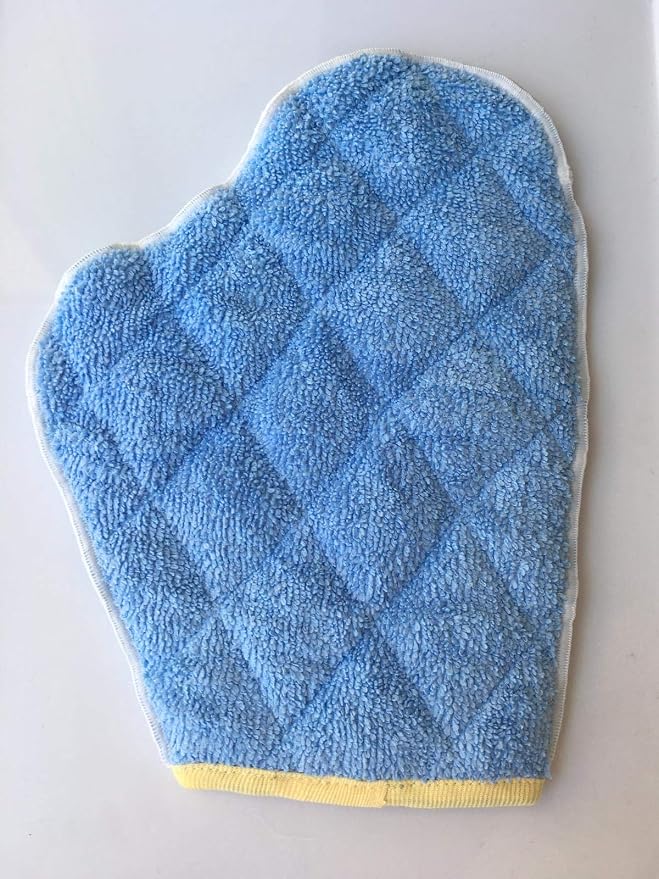 Soft Microfiber Dust Mitt - Image 2
