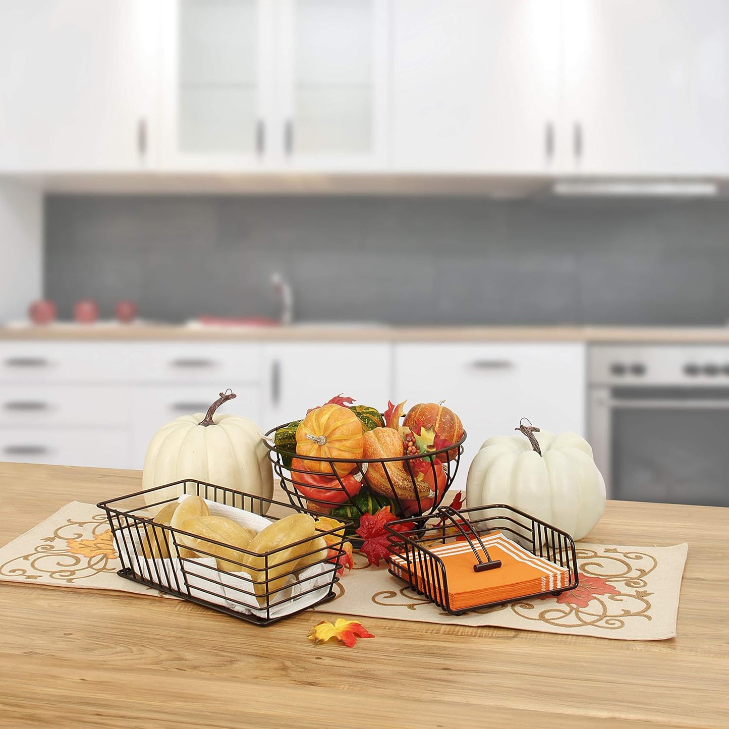 Spectrum Diversified Wright Bread Basket, Classic Kitchen Design for Breads, Roll, Muffin, Pastries & Baked Good Storage, Traditional Style Snack & Food Holder for Serving