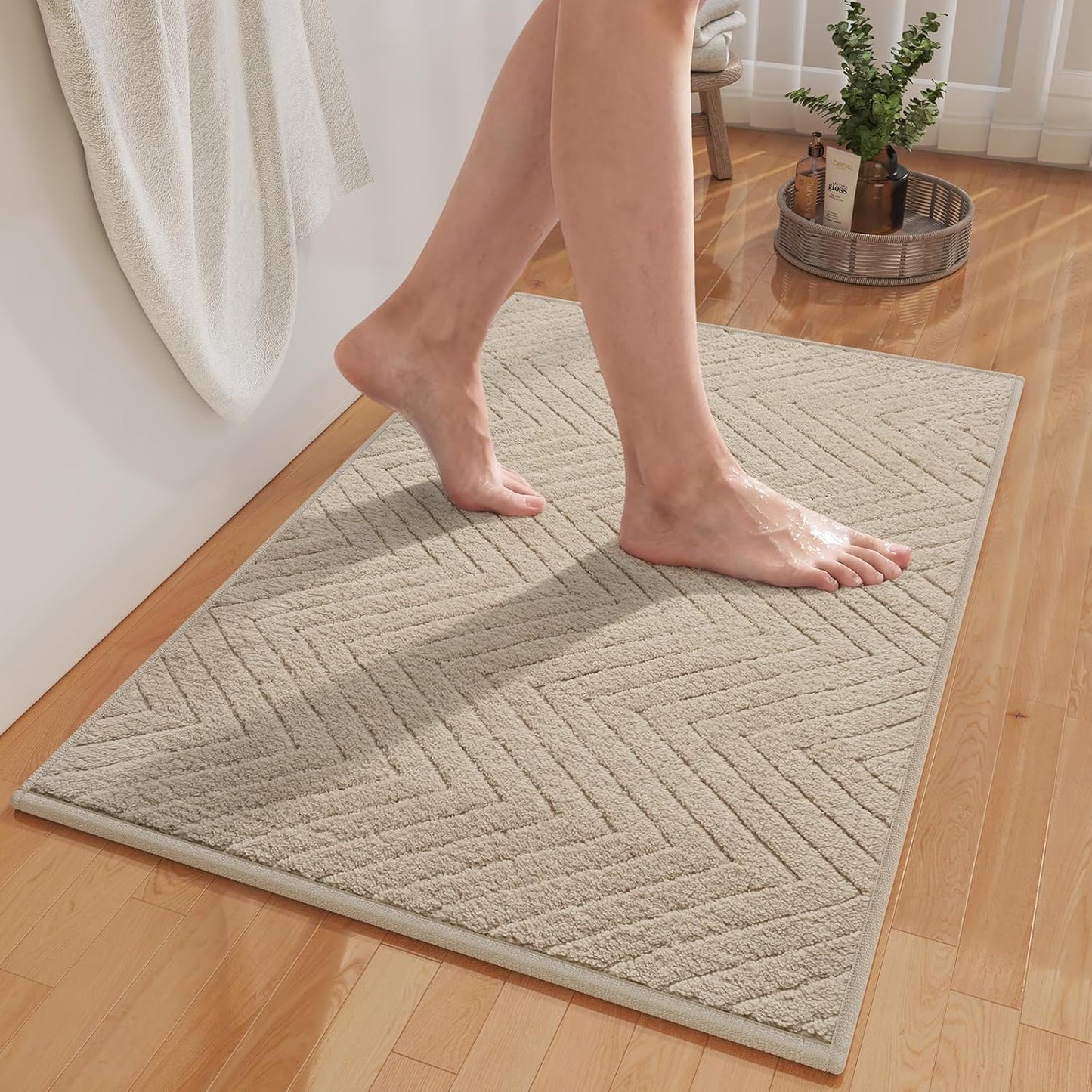 Bathroom Rugs Mat Quick Dry Absorbent Non Slip Bath Mat Bath Mats for Bathtub Mat Bathroom Carpet Fit Under Door Washable Floor Bath Rug Brown 24x36