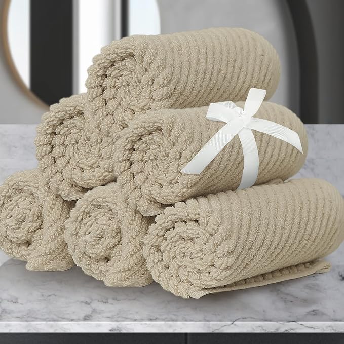 VOOVA & MOVAS Beige Face Cloths, by VOOVAMOVAS