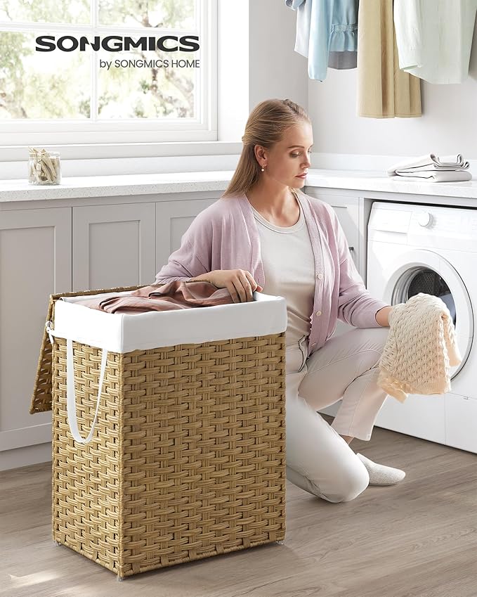 SONGMICS Laundry Hamper with Lid, 23.8 Gallon Synthetic Rattan Clothes Laundry - Image 2