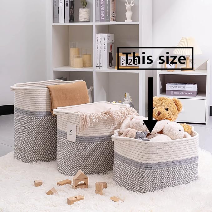 Medium and Large Woven Basket//With Handle, Used - Image 9