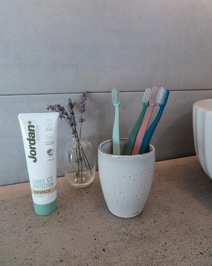 Jordan Green Clean Manual Toothbrush - Image 5