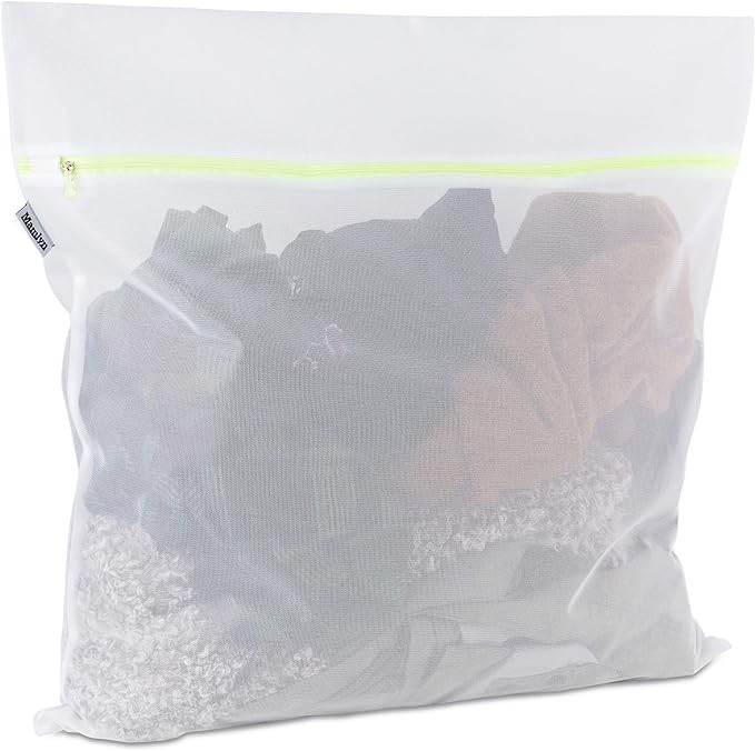 Mesh Laundry Bag for Delicates, Wash Bag for Underwear and Lingerie, Makeup by Mamlyn