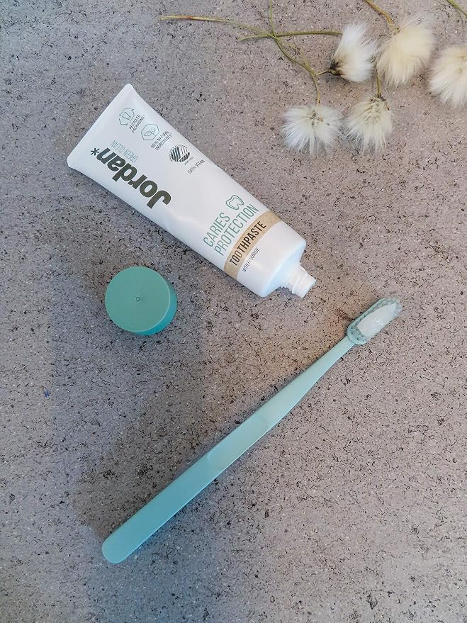 Jordan Green Clean Manual Toothbrush - Image 7