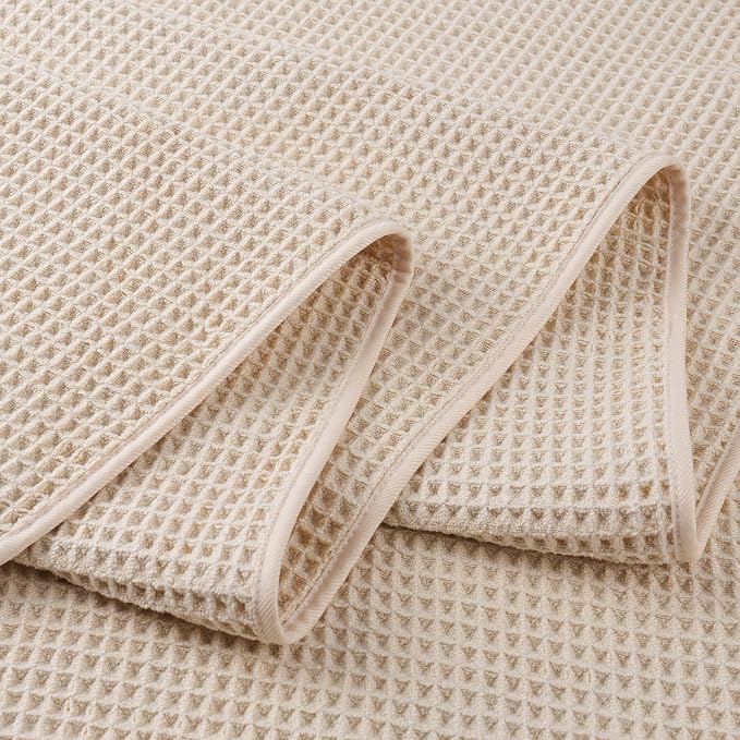 POLYTE Microfiber Oversize Quick Dry Lint Free Bath Towel, 60 x 30 in, 4 Pack - Image 5