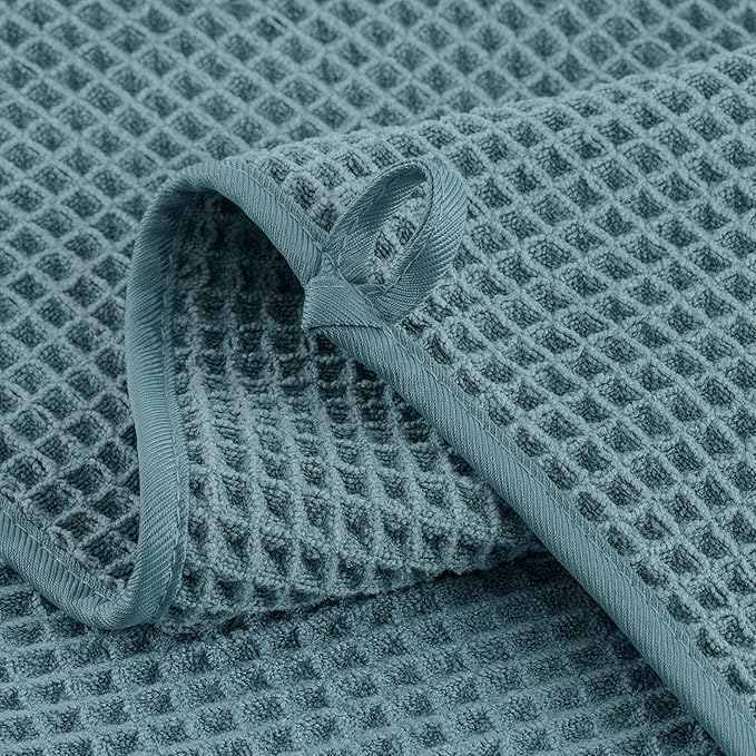 Microfiber Waffle Face Towels, 2 Pieces, Fast Drying, Lint Free - Image 3