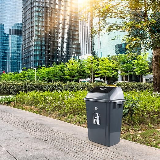 4-Pack 13 Gallon Plastic Trash Cans - Image 5