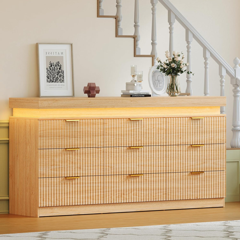 Fluted 9 Drawer Dresser LED Lights & Charging Station, Natural Oak