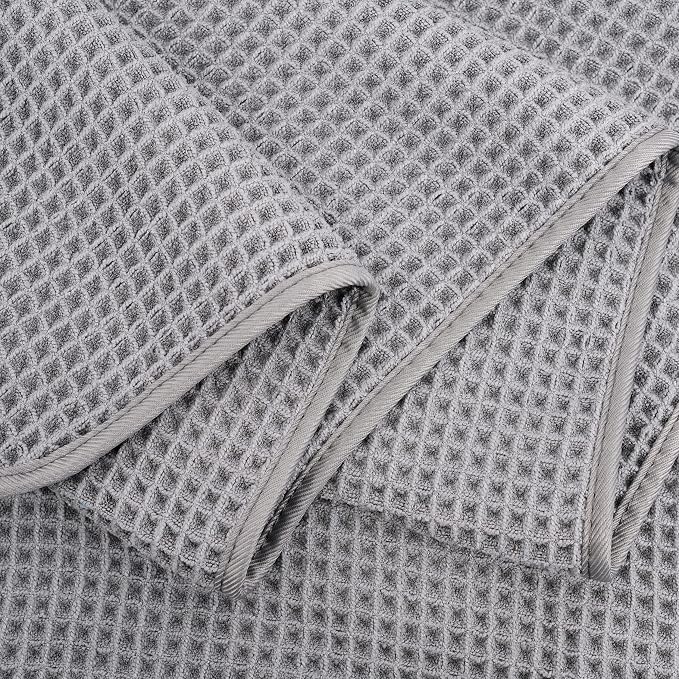 POLYTE Microfiber Oversize Quick Dry Lint Free Bath Towel, 60 x 30 in, 4 Pack - Image 4