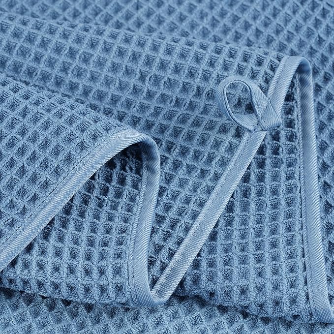 POLYTE Microfiber Oversize Quick Dry Lint Free Bath Towel, 60 x 30 in, 4 Pack - Image 2