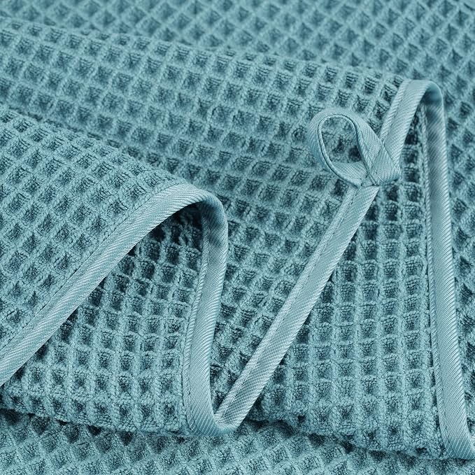 POLYTE Microfiber Oversize Quick Dry Lint Free Bath Towel, 60 x 30 in, 4 Pack - Image 2